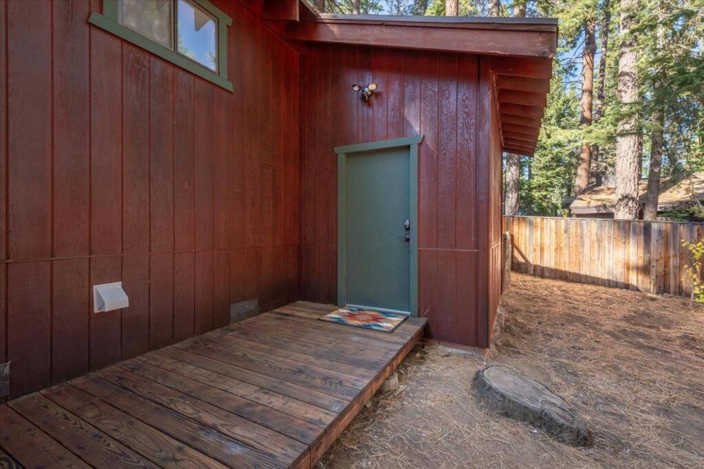 Cozy Pet-Friendly Cabin W Fenced-In Yard Close To Slopes Beach Town Carnelian Bay 外观 照片